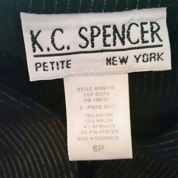 ✅Black & White Pinstripe Business Suit - Picture 6 of 8